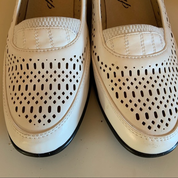 Jessup white leather cusion flats size 37 (7) - Picture 3 of 8